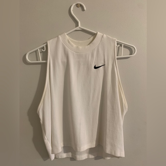 Nike Women’s Dry Fit Tank Top - Picture 1 of 2